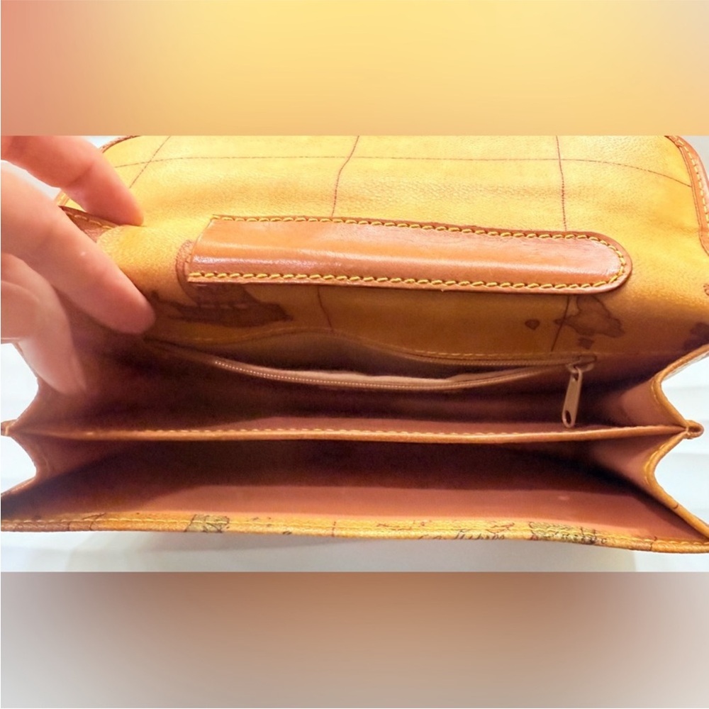 Alviero Martini 1a Classe Geo- Clutch wristlet bag EUC - Picture 10 of 15